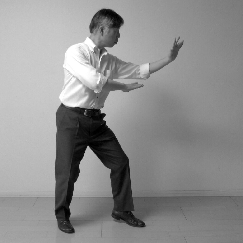 太極拳 単鞭下勢